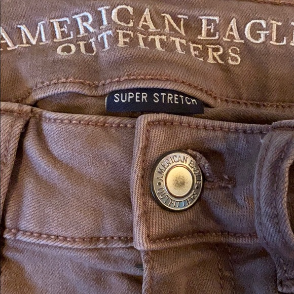 American Eagle Shorts - Picture 2 of 3
